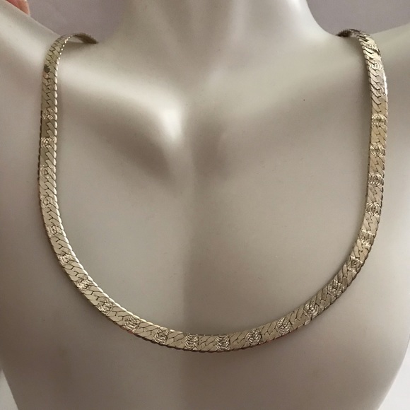 Reversible Herringbone Necklace 2025